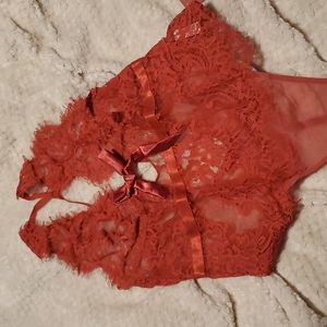 Eyelash lace teddy in rich rosé color size M